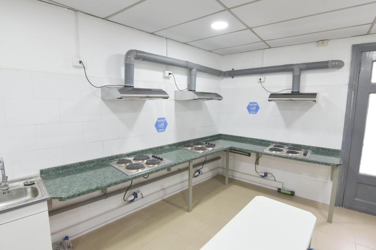 Habitacion En Providencia - Metro Salvador سانتياغو المظهر الخارجي الصورة